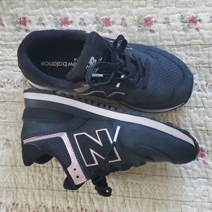 New Balance 574 Black Nubuck with Rose Gold - NIB